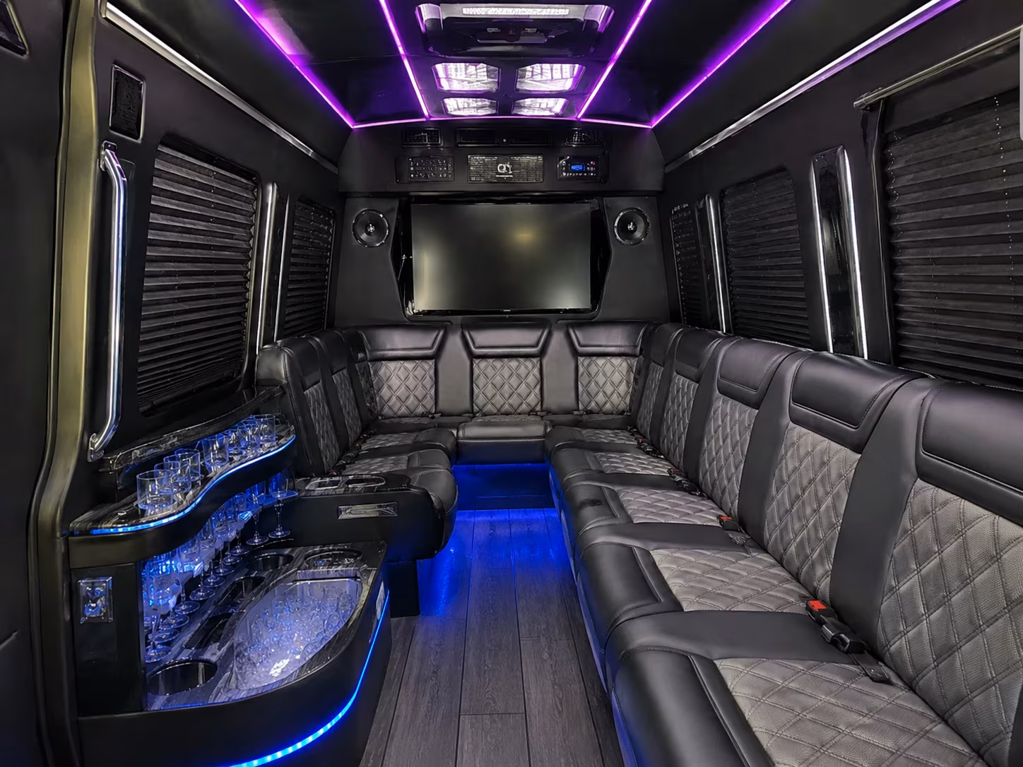 broomfield airport transportation onboard seating