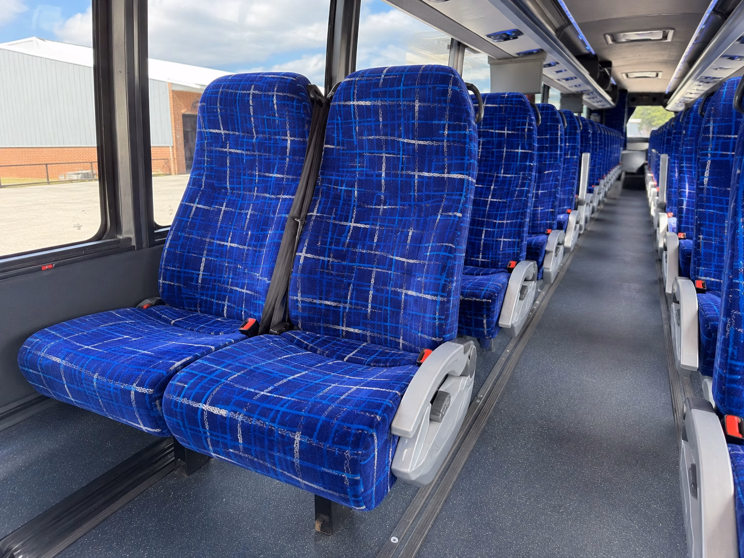 how the type of bus changes the price in broomfield colorado
