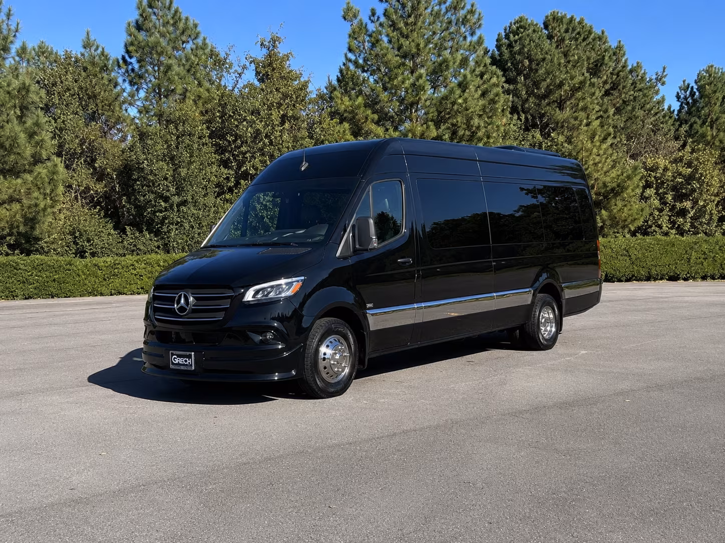 sprinter limos and minibuses for smaller broomfield prom groups
